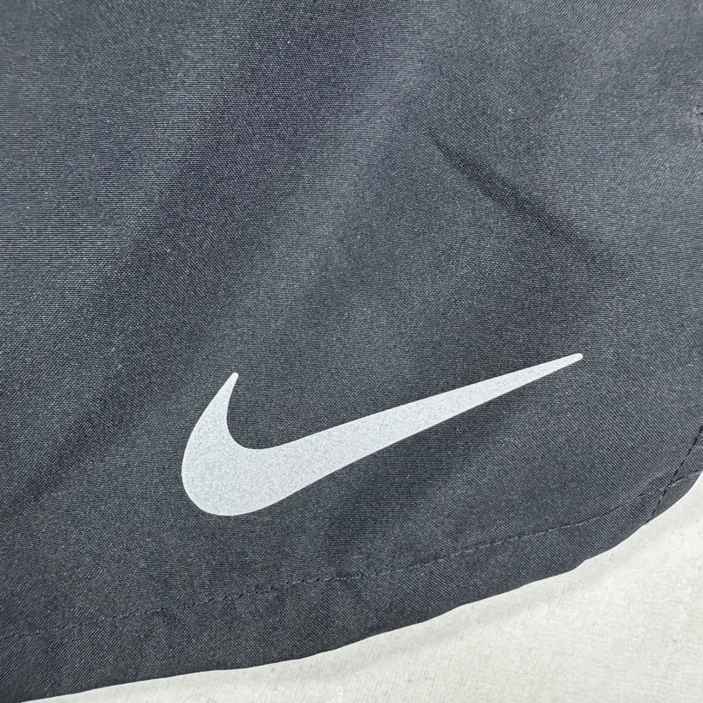 Nike Challenger Running Shorts L Black Lined Pockets Athletic Gym Training Sz S